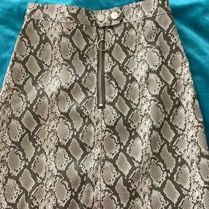 Snake print H & M skirt